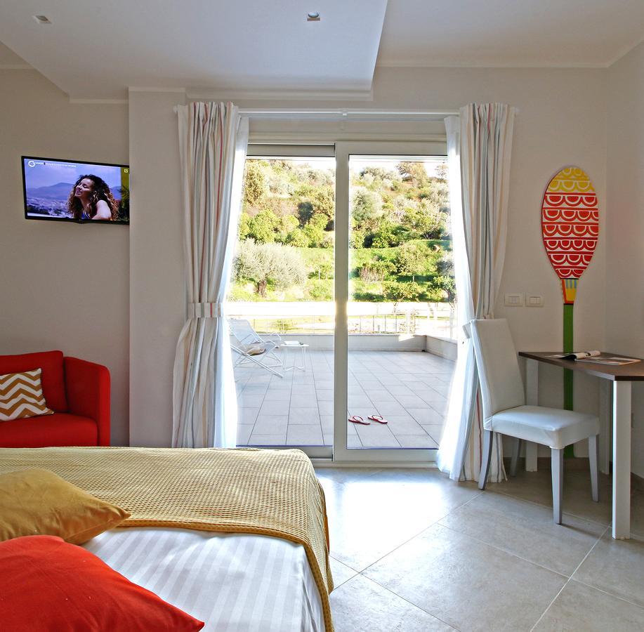 Sike Holiday Home Таормина Экстерьер фото