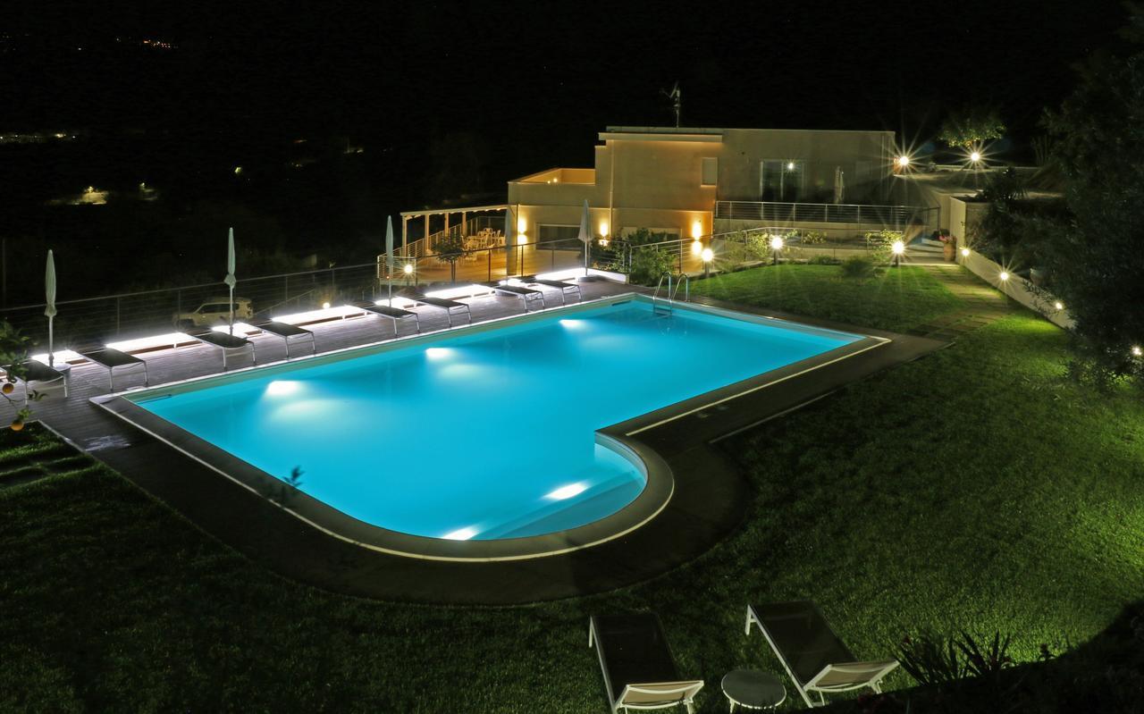Sike Holiday Home Таормина Экстерьер фото